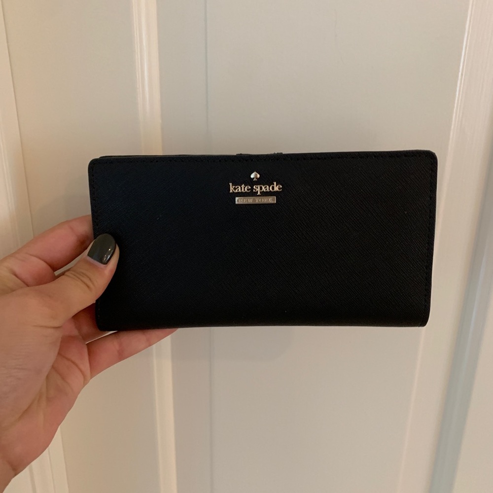 Kate Spade Wallet - Like New condition